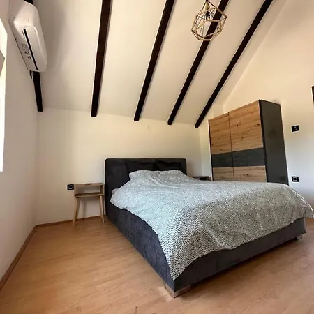 Beocinska Kapija Feriehus